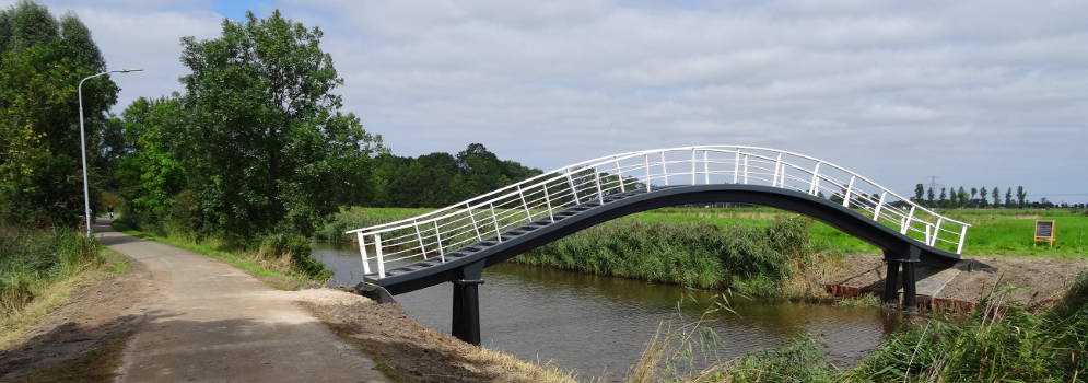 Nieuw bruggetje in Maarhuizen, Groningen