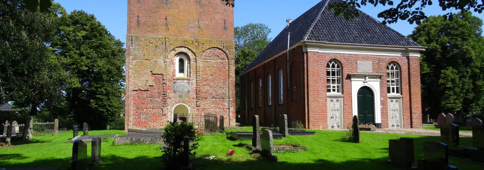 De Kerk en toren van Uitwierde in Groningen